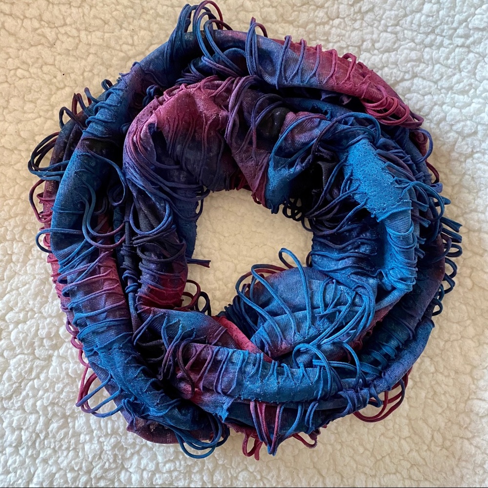Unique Infinity Scarf - Picture 3 of 4